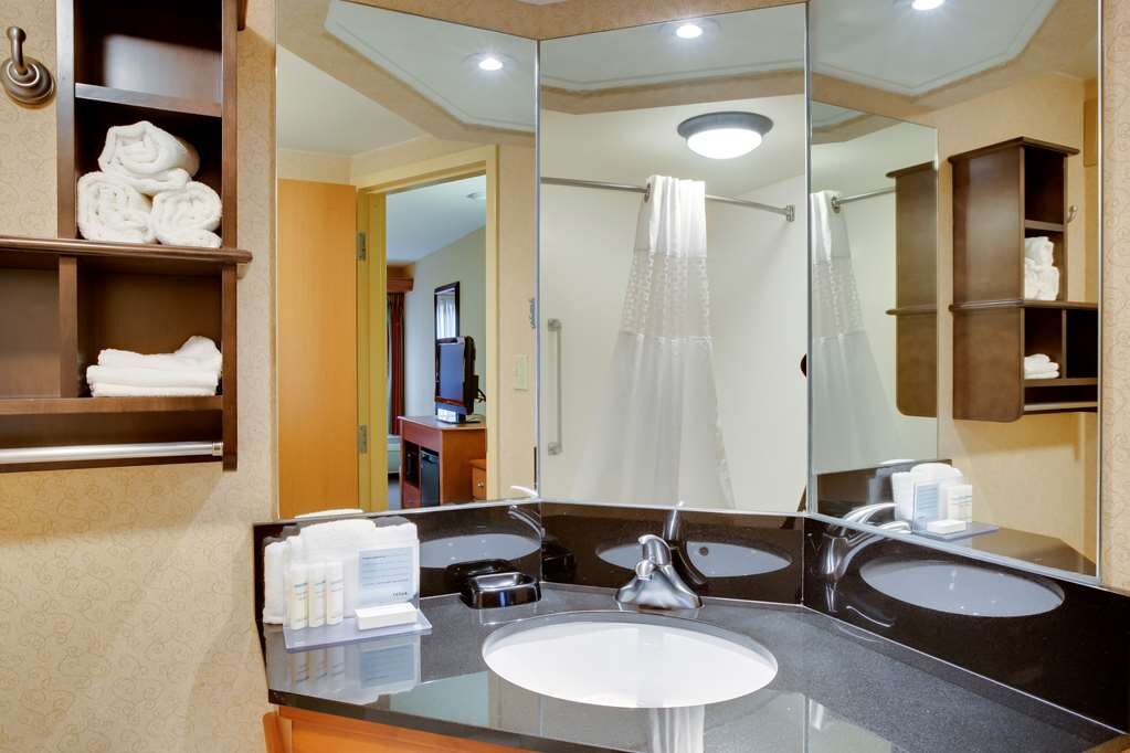 Hotel photo 40 of Hampton Inn Pittsburgh / Greentree.