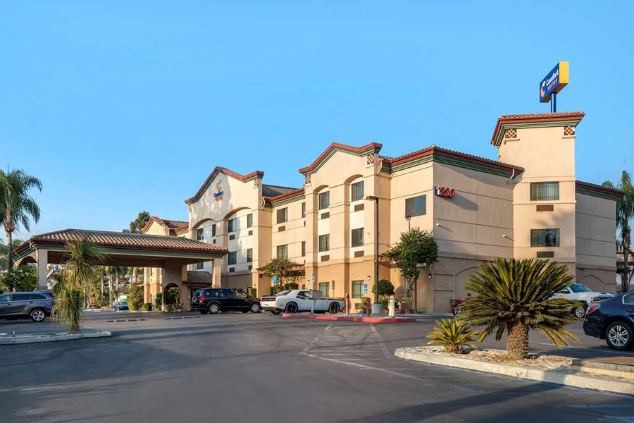 COMFORT SUITES REDLANDS $109 ($̶1̶7̶2̶) - Prices & Hotel Reviews - CA ...