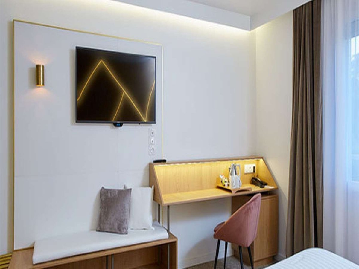 메르큐르 뫼동 라 포레 (Best Western Plus Paris Meudon Ermitage, Meudon) - 호텔 리뷰 & 가격 비교
