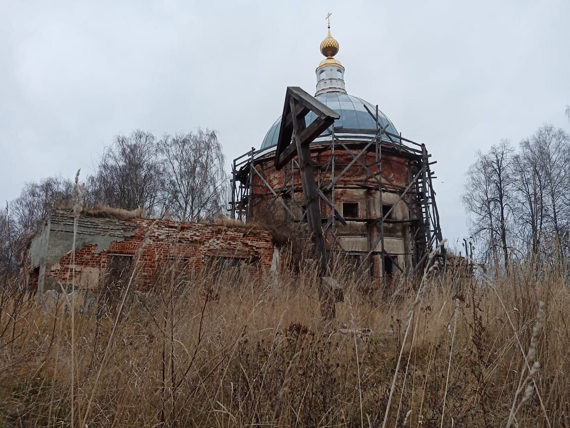 Погода в обжерихе ивановской. Село Обжериха Юрьевецкий район Ивановская область. Обжериха. Церковь. Обжериха. Рождественская Церковь. Село Обжериха Юрьевецкий район Ивановская область храм служба.