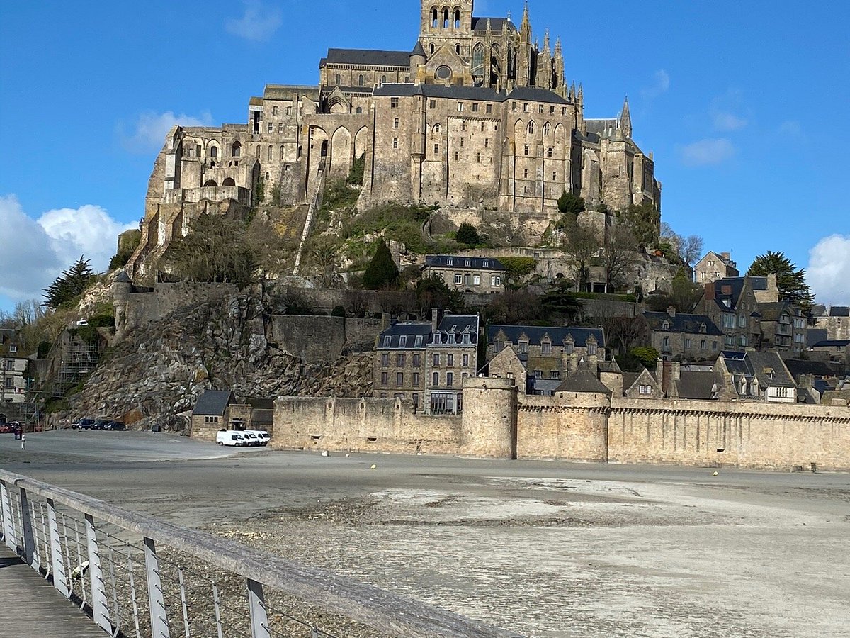 tour normandy and mont st michel