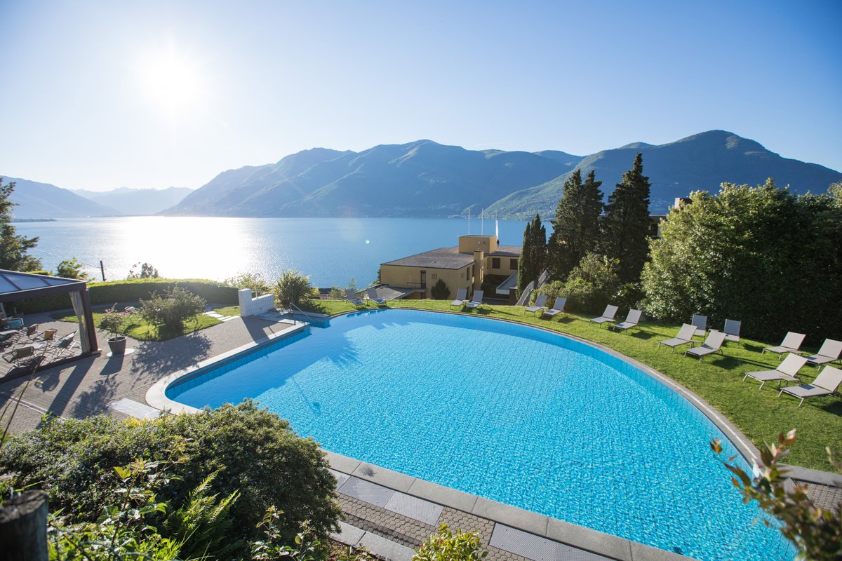 Parkhotel Brenscino Brissago Pool Pictures & Reviews - Tripadvisor