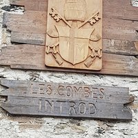 Les Combes Introd