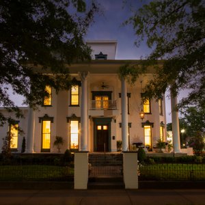 The Belle Louise Historic Guest House