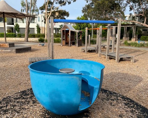 best playgrounds near mentone