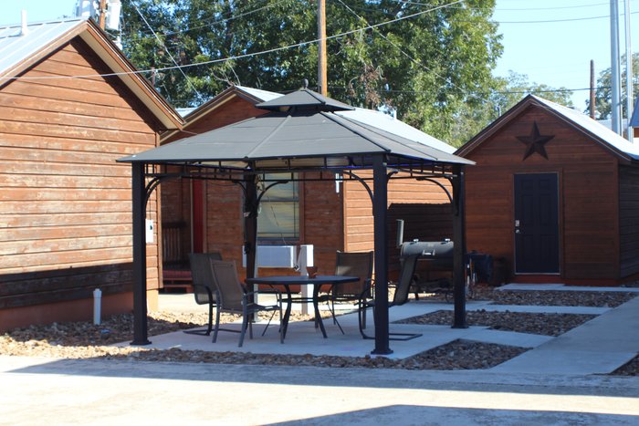 TEXAS STAR LODGES - Lodge Reviews (Floresville)