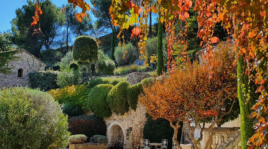 Provencal autumn at the Moulin. Our center courtyard so inviting and stunning.  