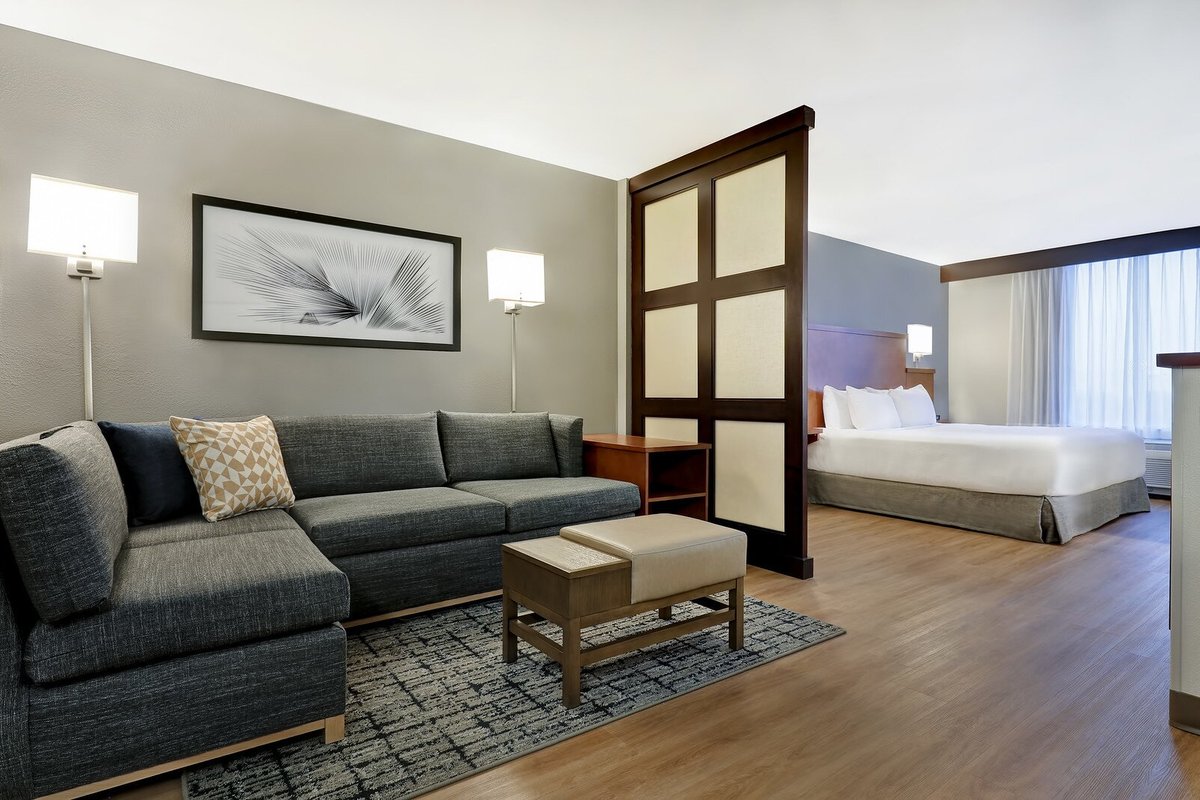 Hyatt Place San Antonio-north Stone Oak Rooms: Pictures & Reviews 