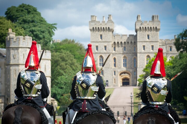 2024 Stonehenge Windsor Castle and Bath from London