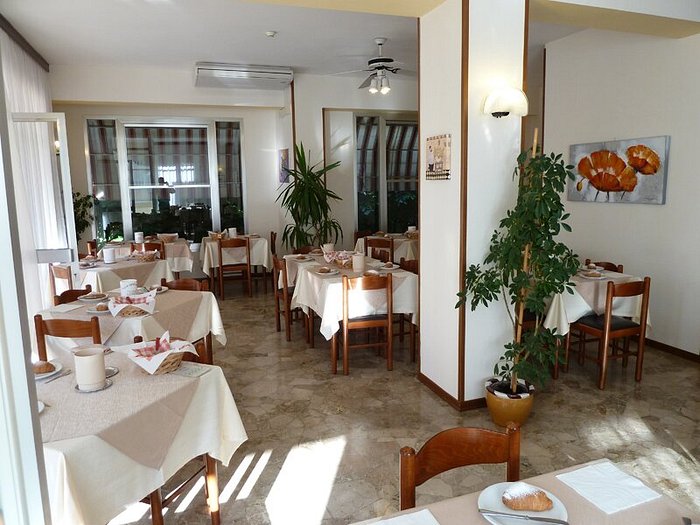 HOTEL ISCHIA RIMINI - Updated 2024 Prices, Reviews, and Photos