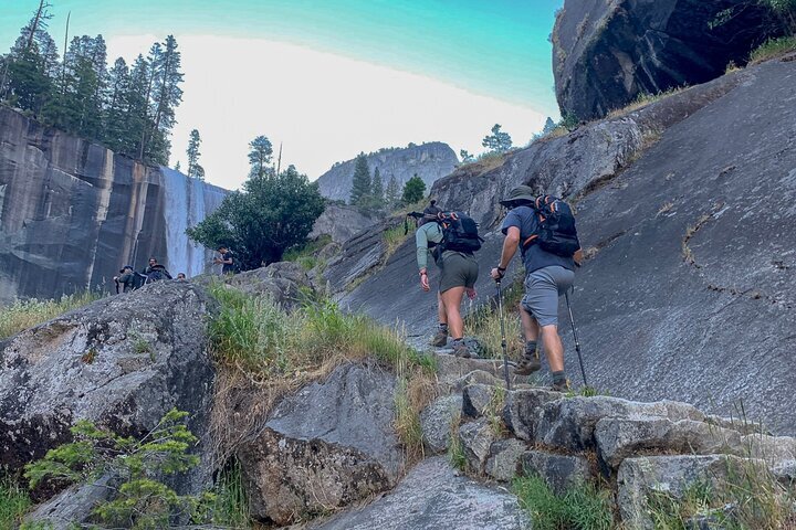 Mist trail yosemite top park