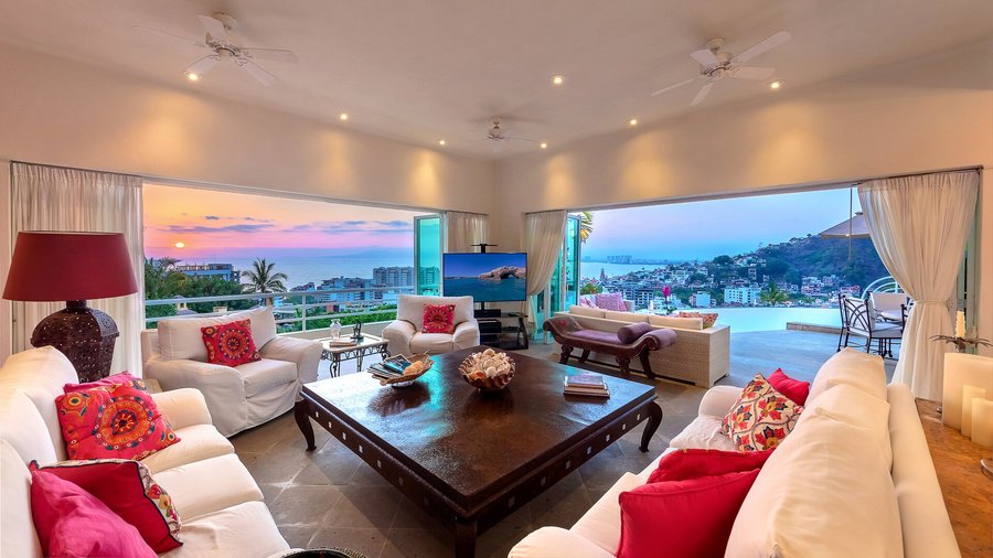 living room, view of the best sunsets