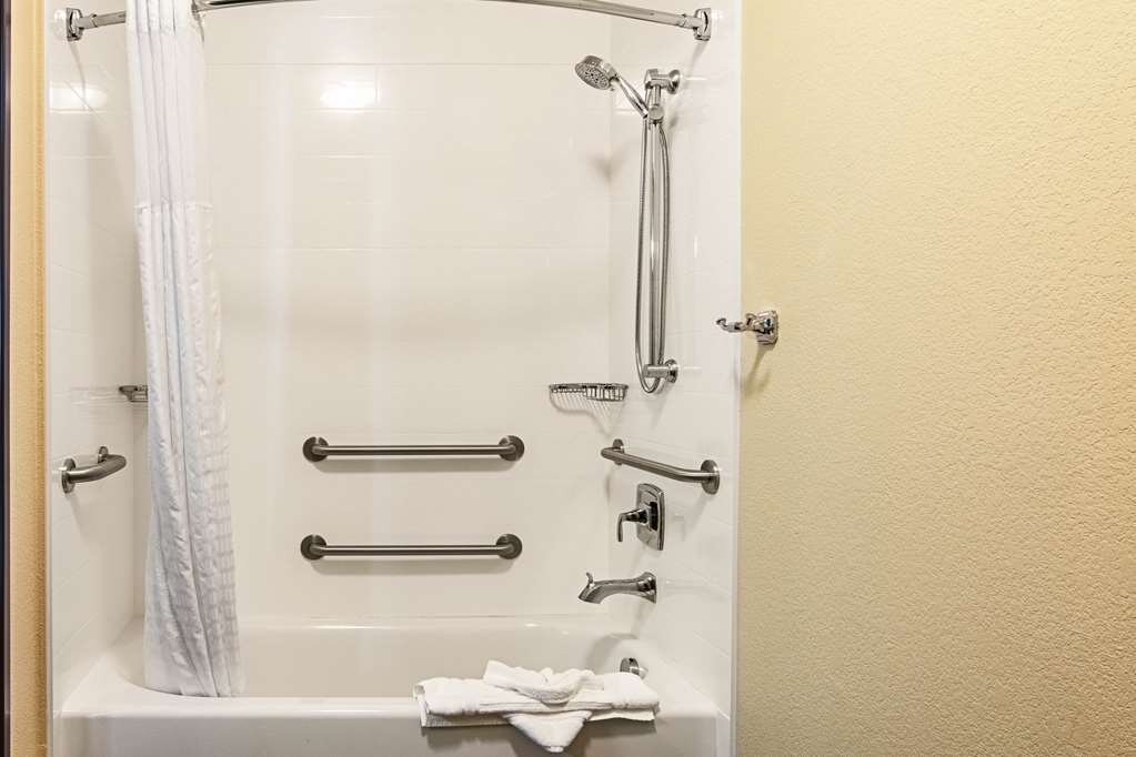 Hotel photo 3 of Comfort Suites Columbia River.
