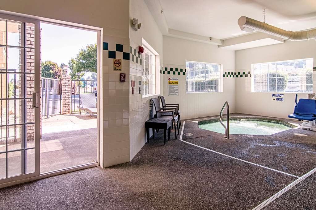 Hotel photo 65 of Comfort Suites Columbia River.