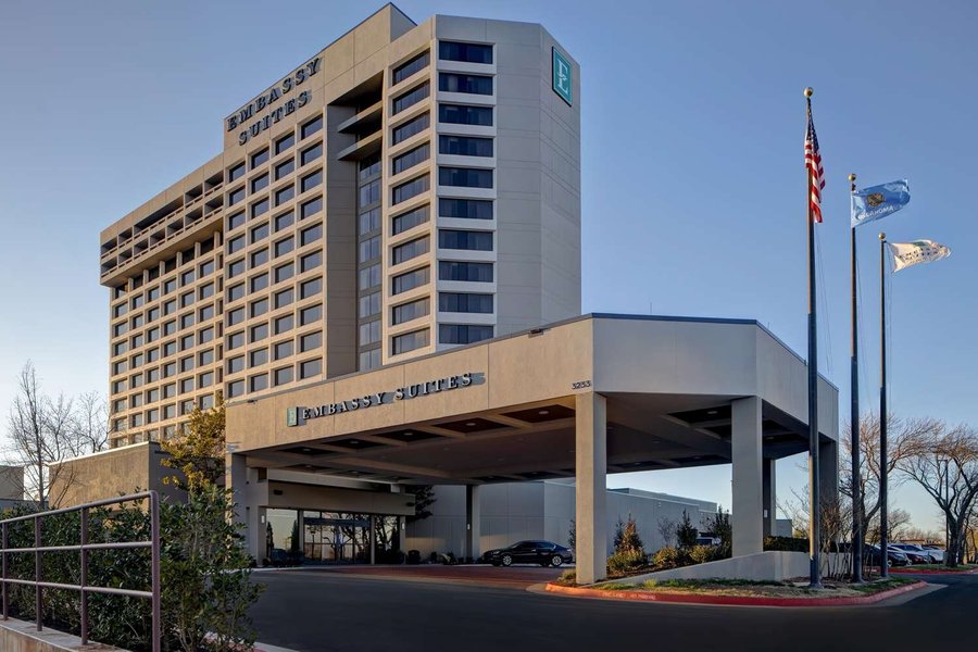 Embassy Suites by Hilton Oklahoma City Northwest - hotel rooms