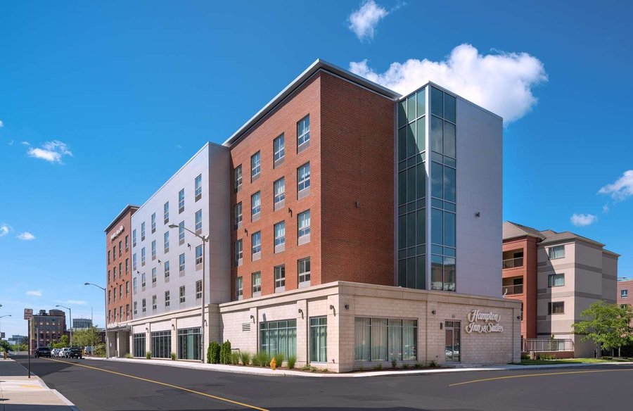 HAMPTON INN & SUITES WORCESTER - Updated 2021 Prices, Hotel Reviews ...