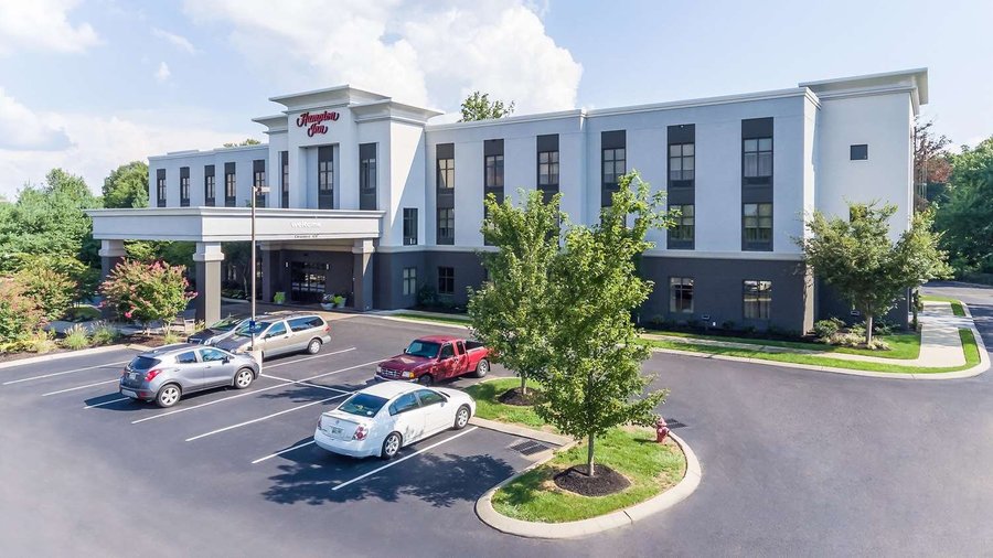HAMPTON INN WHITE HOUSE Updated 2021 Prices, Hotel Reviews, and