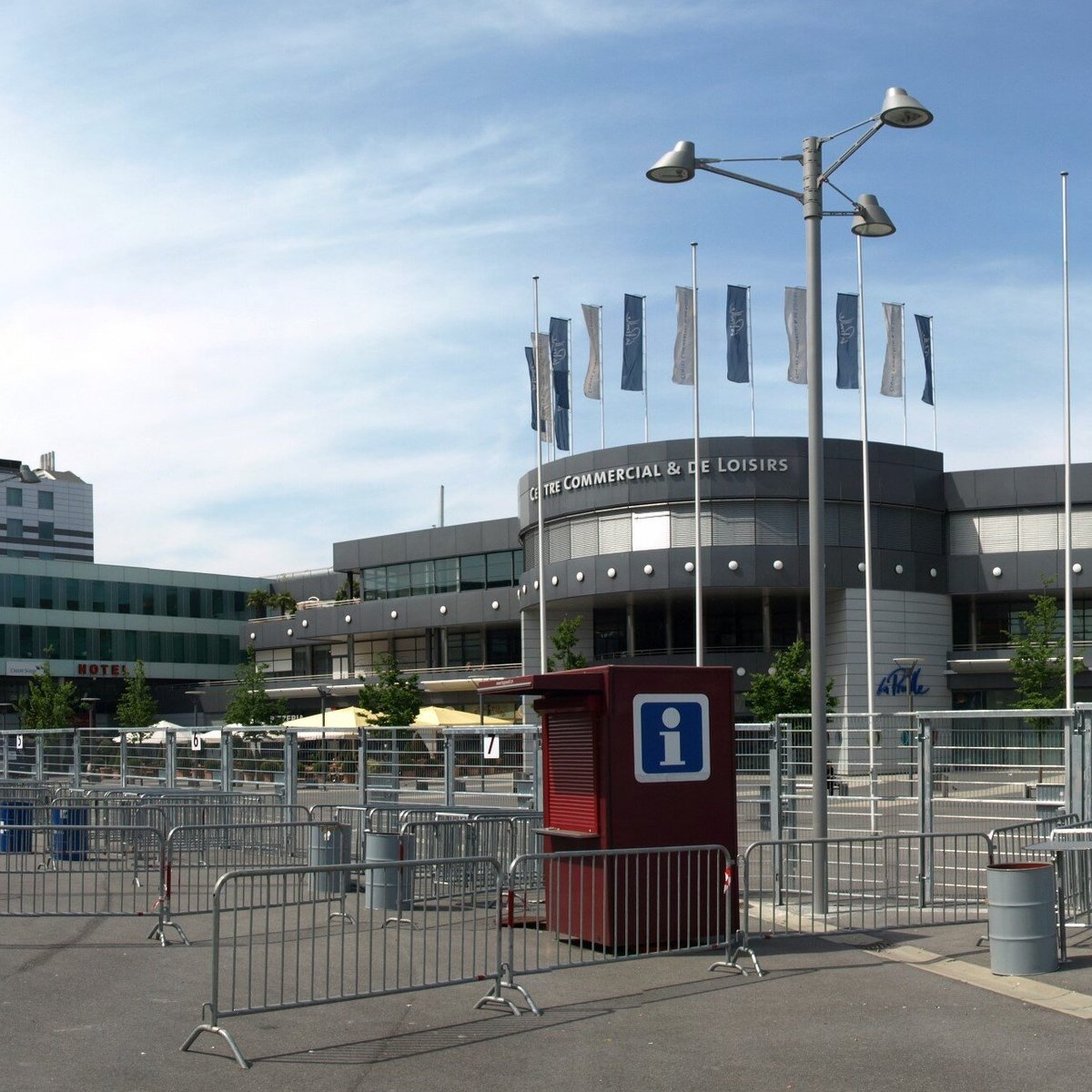 LA PRAILLE CENTRE COMMERCIAL ET DE LOISIRS (Lancy) Ce qu'il faut savoir