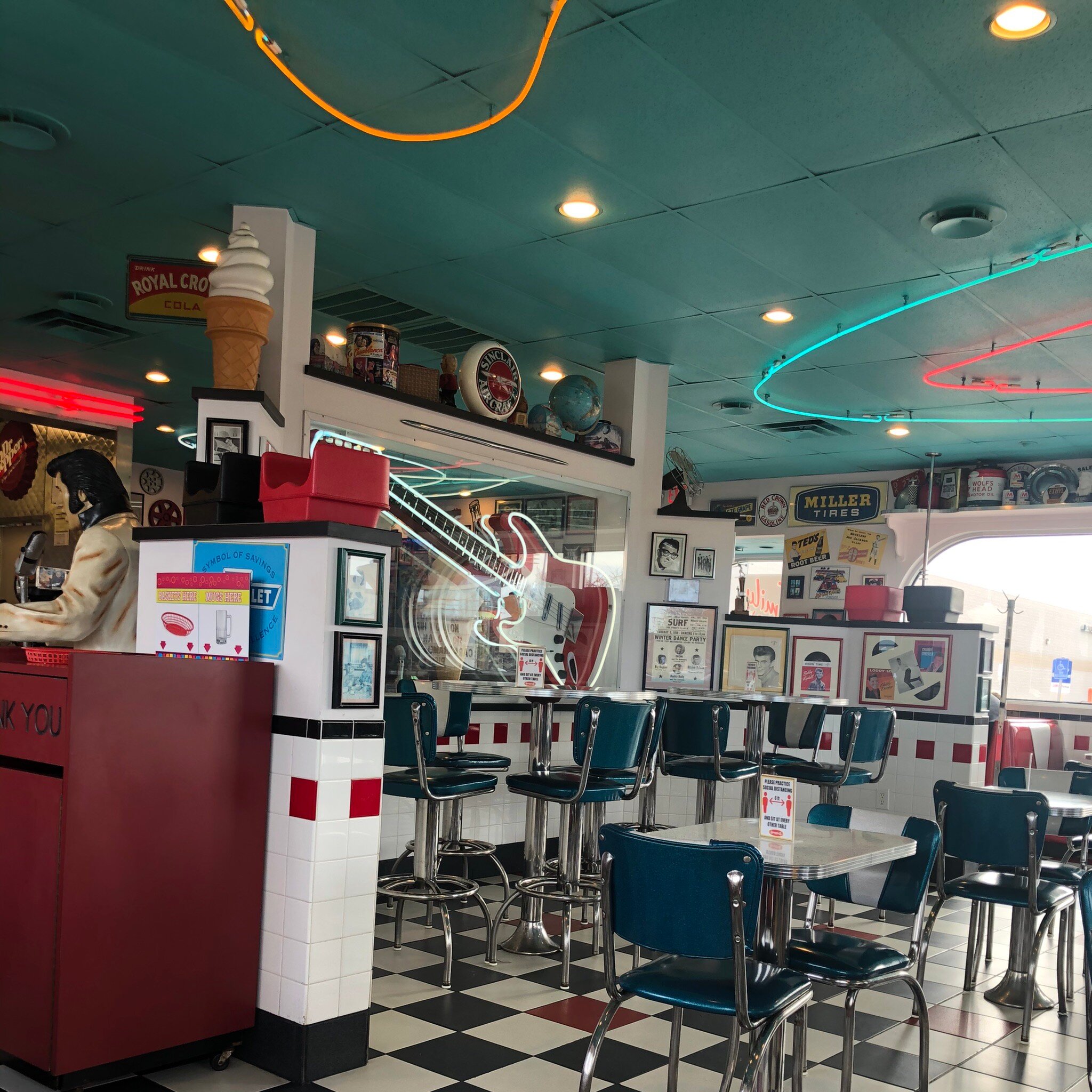 SPANGLES RESTAURANT Wichita 612 S Broadway Ave Restaurant Reviews Photos Phone Number Tripadvisor