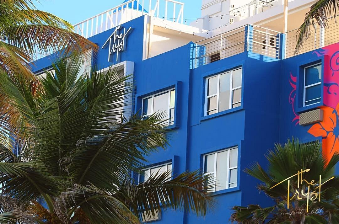 The Tryst Beachfront Hotel, hotell i San Juan