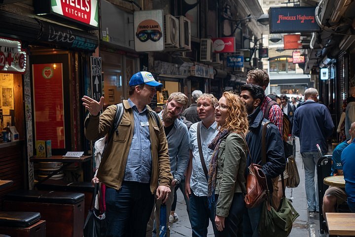 Walking Tour of Melbourne Australia - Lonsdale Street in 2023 