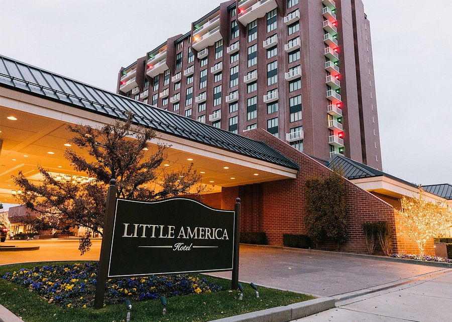 LITTLE AMERICA HOTEL $93 ($̶3̶2̶9̶) - Updated 2021 Prices & Reviews