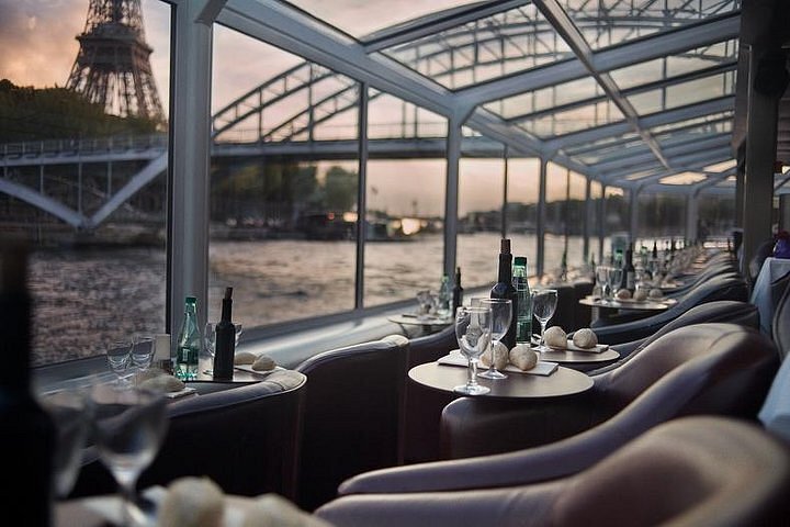2023 Paris en Scene Boat 3-Course Dinner Cruise