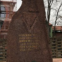Denkmal der Opfer 1945