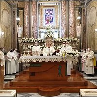 Celebrazione per l'ingresso del nuovo parroco Don Antonio Cozzolino