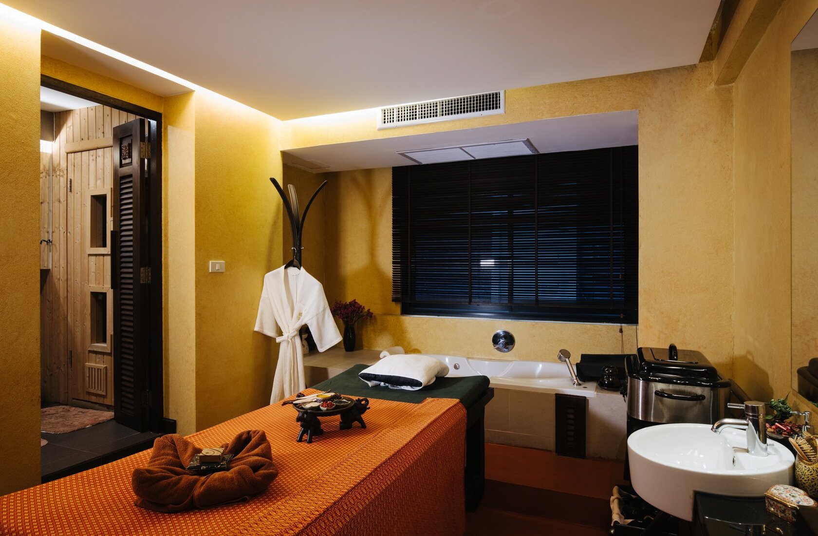 De Chai The Colonial Hotel & Spa by null
