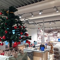 Debeukelaer Factory Outlet Grünstadt