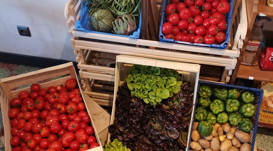Productions de légumes maison de saison dans cet établissement. 