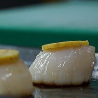 Capesante, cavolfiore e nocciole