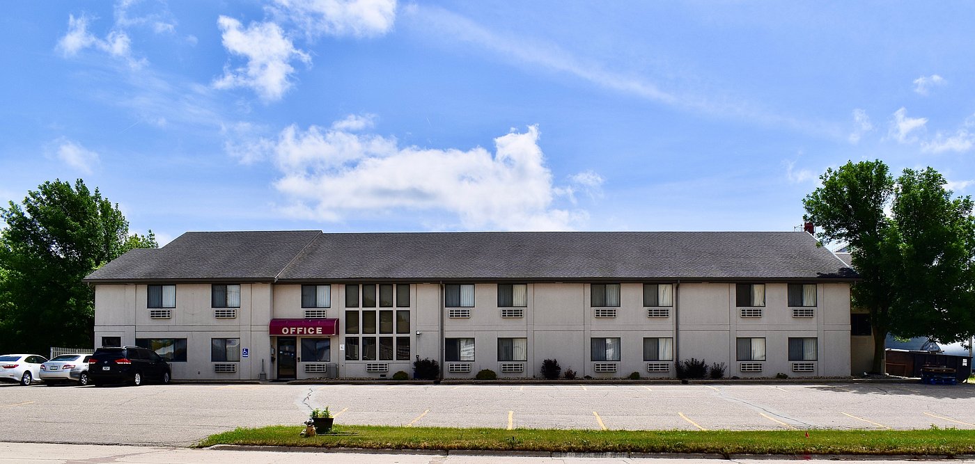 SIBLEY INN Prices & Hotel Reviews (IA)