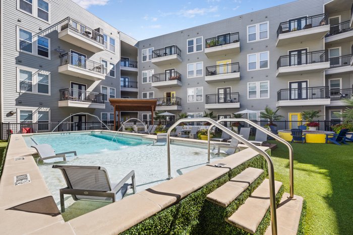 Apartments In West End Dallas