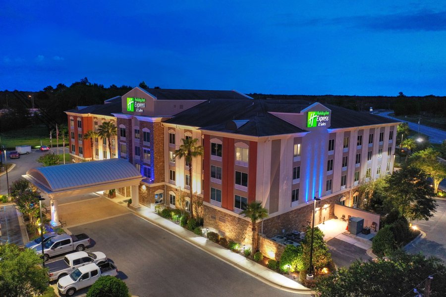 HOLIDAY INN EXPRESS HOTEL & SUITES MOBILE/SARALAND $109 ($̶1̶3̶2̶ ...