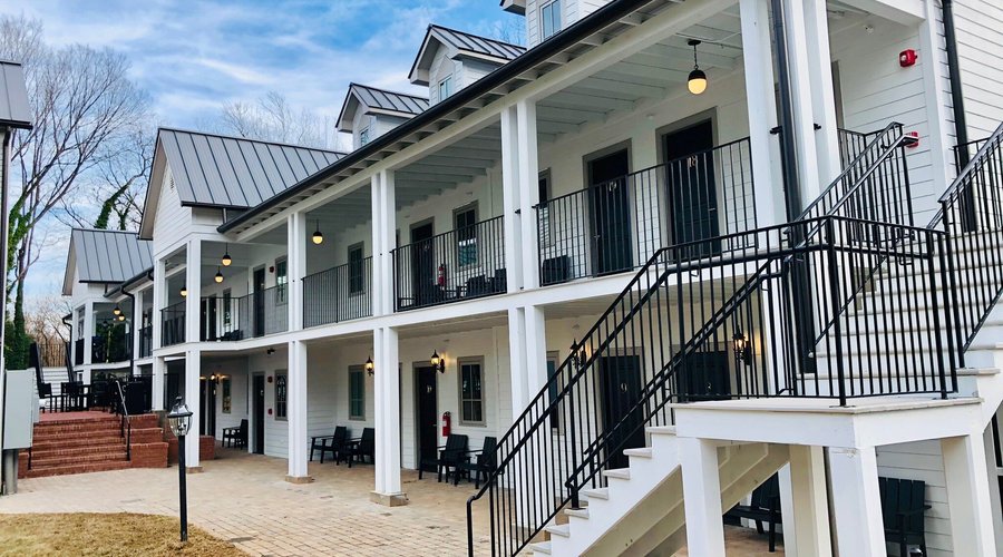 The Colonial Inn