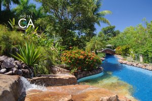 Piscina e praia