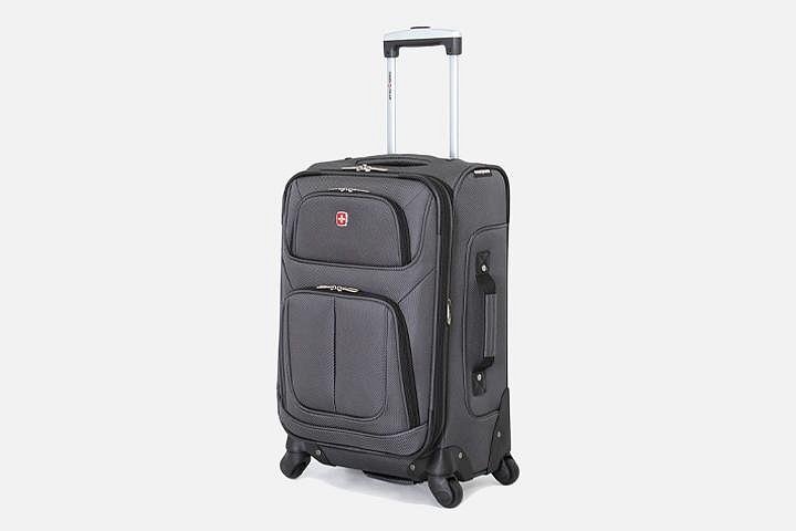 Swissgear 6283 21-inch Expandable Carry-On Spinner Luggage.