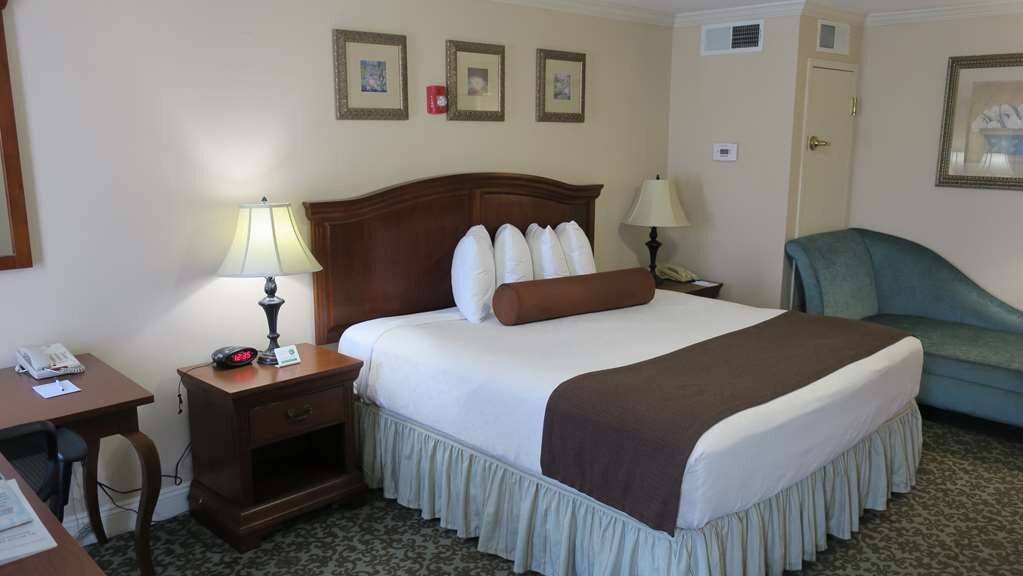 Hotel photo 3 of Best Western Plus French Quarter Courtyard Hotel.