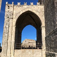 Attraverso il Portico dell’Amatrice 👀