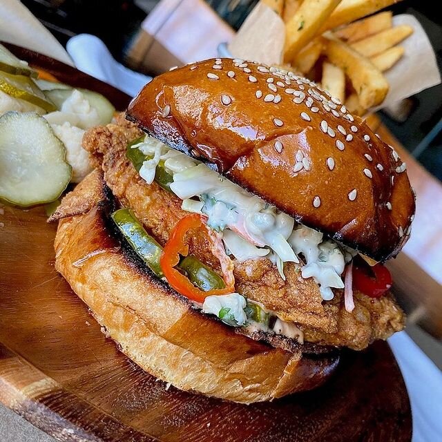 THE 10 BEST Restaurants In Santa Monica Updated January 2024   Fried Chicken Sandwich 