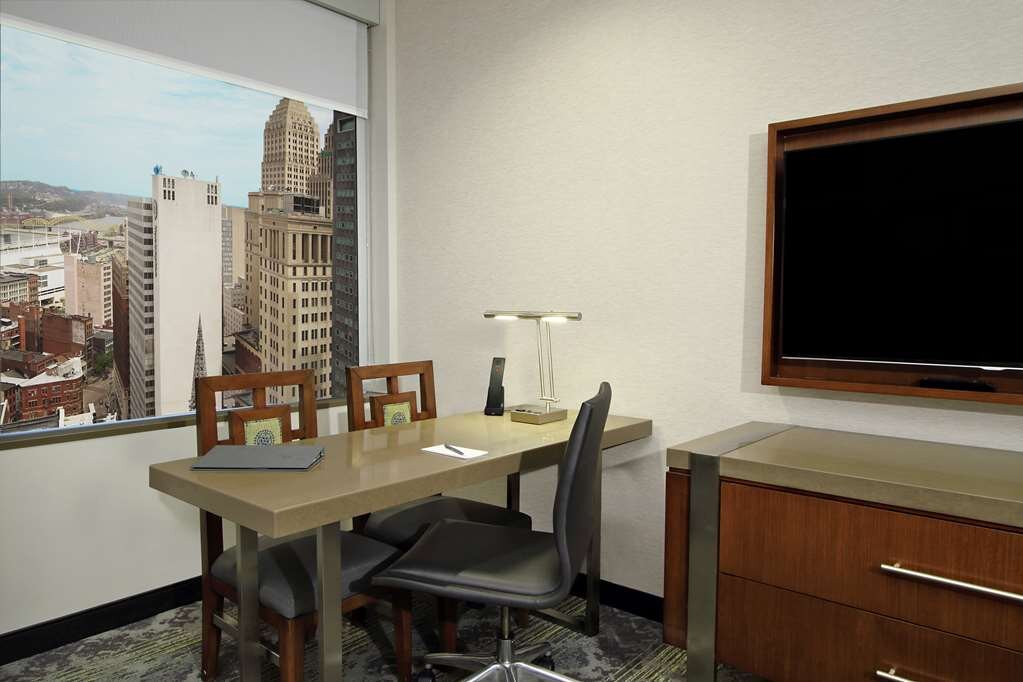 Hotel photo 81 of Embassy Suites by Hilton Pittsburgh Downtown.