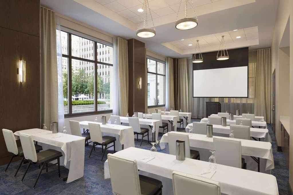 Hotel photo 19 of Embassy Suites by Hilton Pittsburgh Downtown.