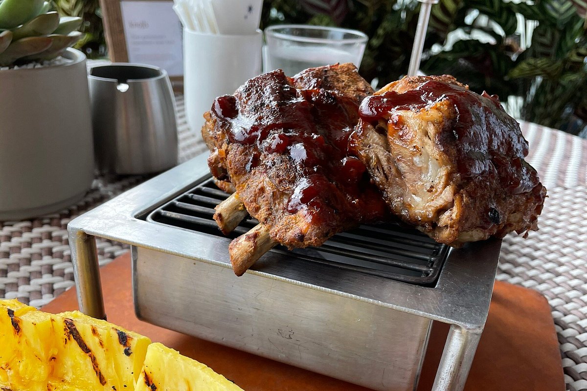 THE 10 BEST Restaurants in Sentosa Island (Updated April 2025)