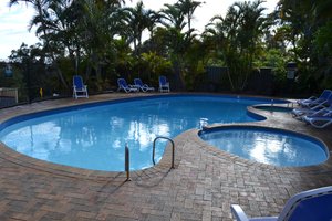 Pool & Beach