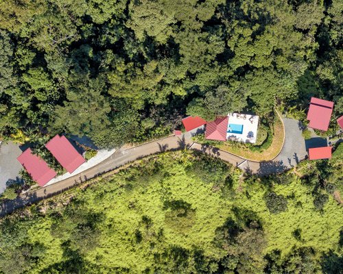 Nature's Edge Boutique Hotel