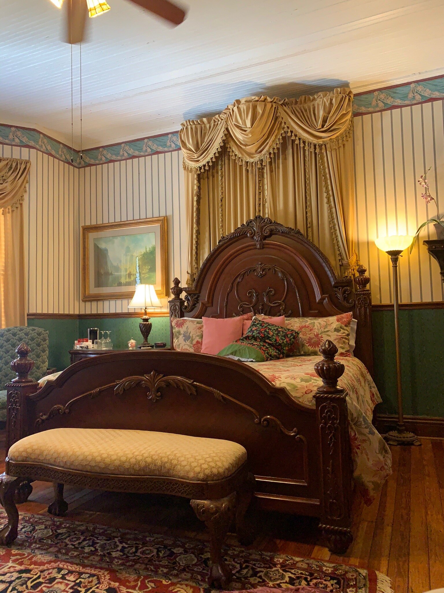 THE QUEEN ANNE BED & BREAKFAST - Updated 2024 Reviews, Photos & Prices