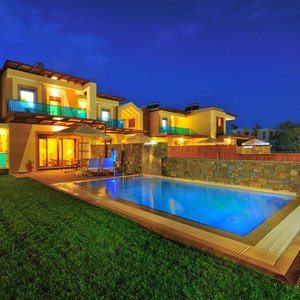 Villa Alia by night