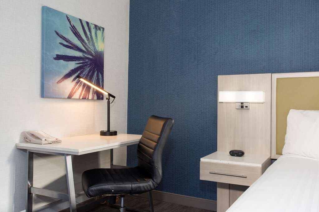 Hotel photo 4 of SureStay Hotel by Best Western Santa Monica.